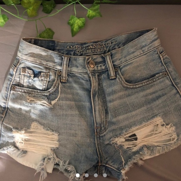 AMERICAN EAGLE HI-RISE FESTIVAL SHORTS - Picture 4 of 4